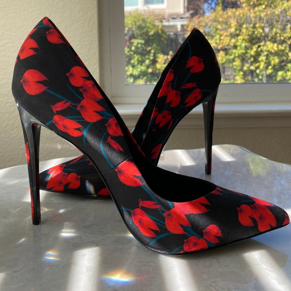 Rachel Zoe - Via Ruby Floral Pumps